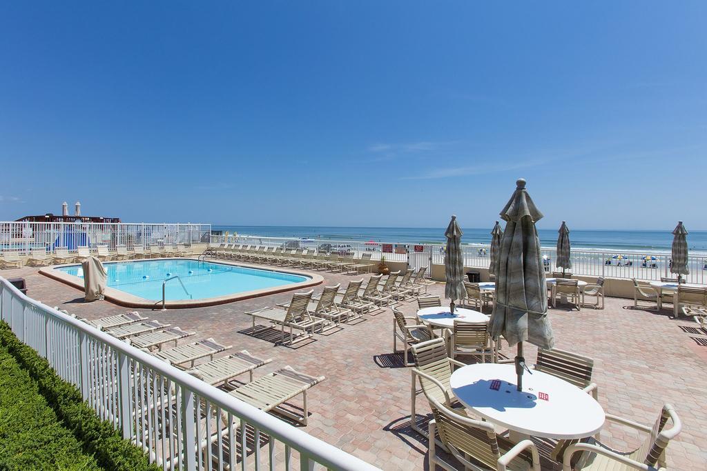 Fantasy Island - Daytona Beach Shores Aparthotel Bagian luar foto